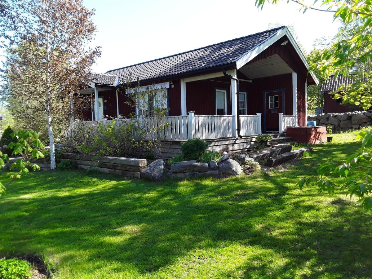 The Cottage Badelunda Västerås Exterior foto